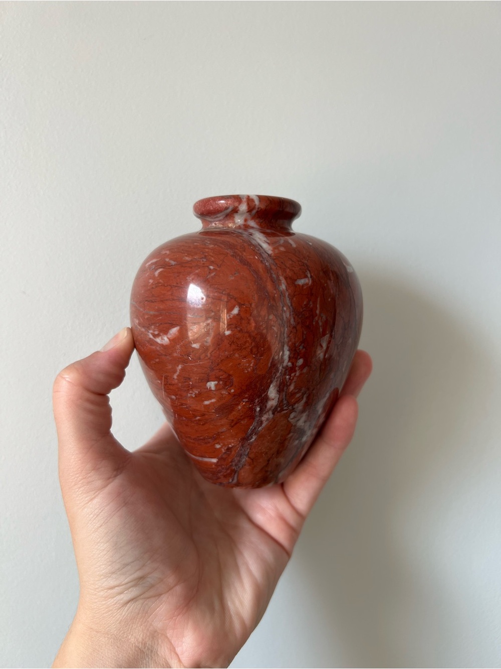 Vintage Red Marble Table Vase - Picture 5 of 9